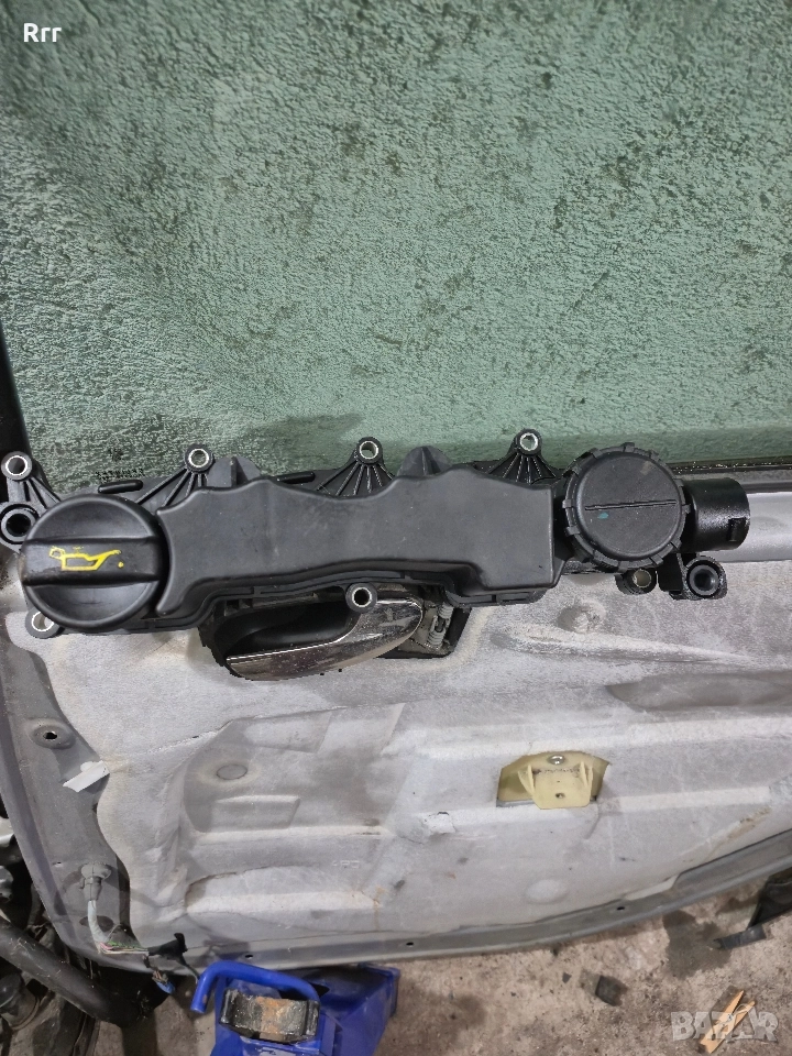 Чисто нов капак клапани 1.6 Hdi пежо ситроен , снимка 1