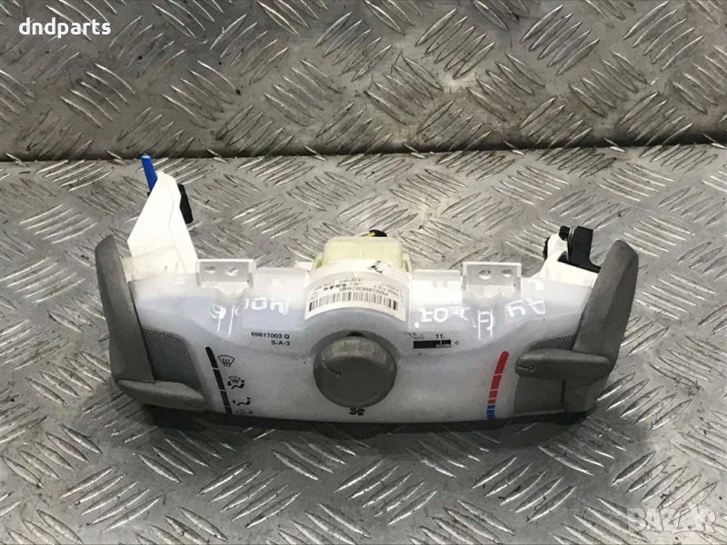 Панел климатик Toyota Aygo,1.0i,2007г., снимка 1