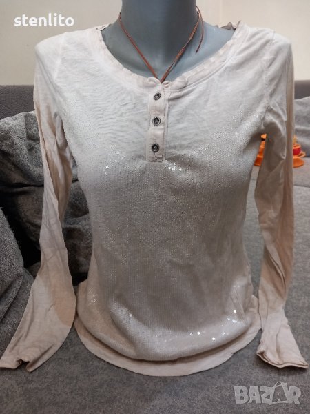 🎀🎁🎀 Подарявам дамска Блуза GUSTAV размер S, снимка 1