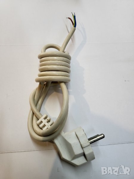 захранващ кабел с щепсел за вашите устройства 3 х 0,75 кв - дължина 2м., снимка 1