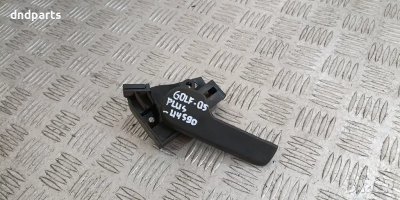 Ръкохватка преден капак VW Golf Plus 2.0TDI 16v 2005г.	, снимка 1