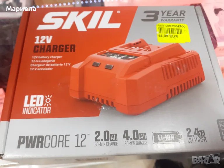 Бързо зарядно устройство SKIL CR1E2730AA, 12 V, 2.4 A, снимка 1