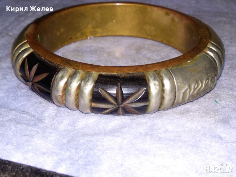 СТАРИННА БРОНЗОВА АЗИАТСКА ТРАДИЦИОННА ЕТНО ГРИВНА с РЕЗБОВАН РОГ и ПОСРЕБРЕНИ ЕЛЕМЕНТИ 73681, снимка 1