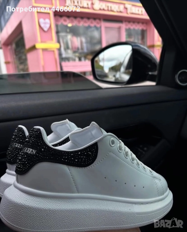 Alexander McQueen, снимка 1