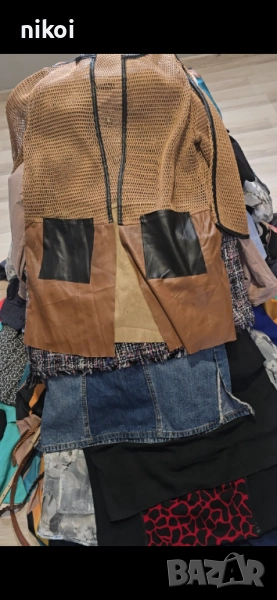 Дрехи втора употреба, снимка 1
