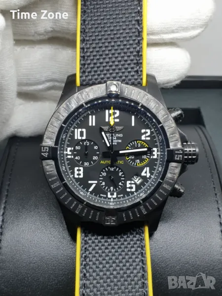 Breitling Avenger Hurricane Chronograph 45mm Carbon Black Dial Различни Варианти, снимка 1