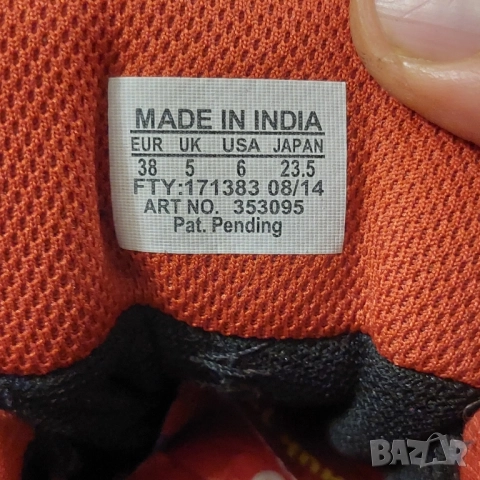 детски обувки Salomon Synapse MID номер 37,5-38 , водоустойчиви туристически обувки / маратонки , снимка 4 - Детски обувки - 52281134