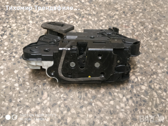 Брава шофьорска фолксваген голф 7 Door Lock Actuator 5K1837015D, 5K1 837 016 D 7Pin for VW GOLF FOX , снимка 2 - Части - 44718174