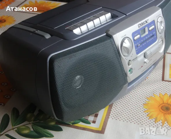 Sony CFD-V7 Radio/Cassette/CD, снимка 13 - Аудиосистеми - 46847244