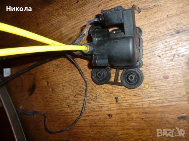 Клапан въздушно окачване за Land Rover Range Rover III  3.0 D, 177 к.с., снимка 3 - Части - 39038814