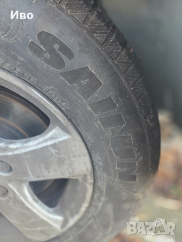Гуми зимни , снимка 2 - Гуми и джанти - 52918680