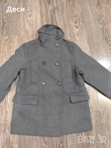 сиво палто на H&M