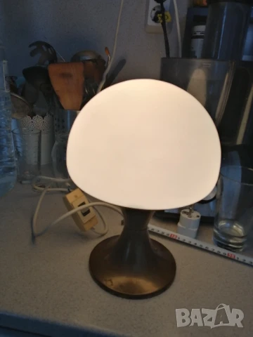 Ретро, българска нощна лампа с месингова основа, снимка 6 - Настолни лампи - 51316398