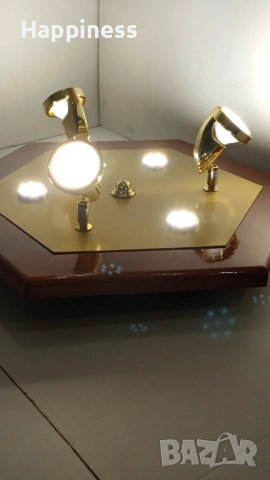 Лампа за таван с метални лунички въртящи и дървена рамка , снимка 13 - Лампи за таван - 52229805