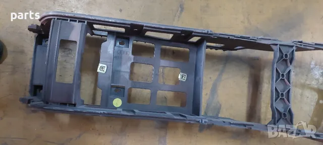 Панел Между Седалките Ауди A6 4F C6
(1) - 4F1863241, снимка 5 - Части - 48161709