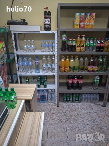 Разпродажба на хладилни витрини ,фризери и стелажи