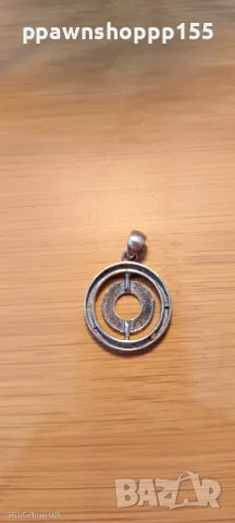 Сребърна висулка в стил Bvlgari / Кръгъл медальон - Проба 925 (3.09 г), снимка 2 - Колиета, медальони, синджири - 55751651