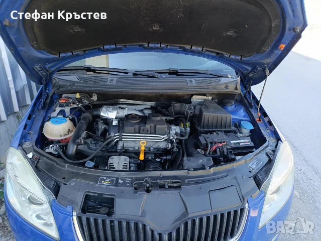 Skoda Fabia 1.4 TDI 80 к.с. • 268 000 км • Регистрирана • Части за ремонта, снимка 3 - Автомобили и джипове - 56106311