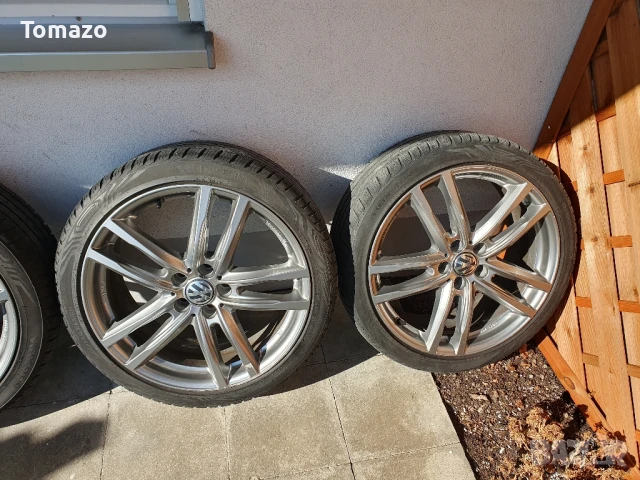 Всесезонни/Зимни гуми 225/40 R19 Audi/VW/Skoda/Seat/BMW, снимка 4 - Гуми и джанти - 50655079