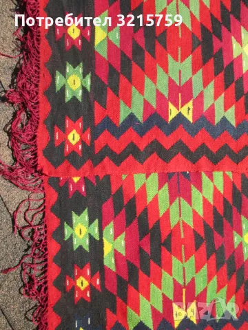 1860 рядък Тетевенски вълнен килим,модел Софрата двулицев 4.20 х 2.30м., снимка 9 - Антикварни и старинни предмети - 48387774