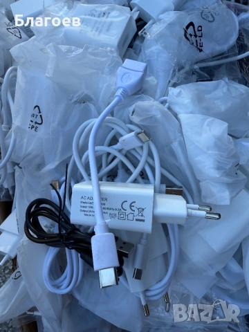 Зарядни/адаптери за мобилни телефони,часовници,блутут слушалки, снимка 5 - Оригинални зарядни - 52255496