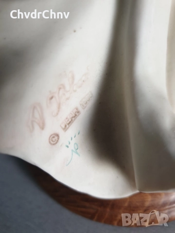 Capodimonte Belcari статуетка резин 35см/Каподимонте италианска фигура на гейша, снимка 12 - Статуетки - 52896803