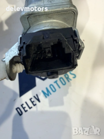 H1BC-3F880 патрон от Ford Fiesta VII 1.1 Ti-VCTi, двигател FSJA, 75 кс., 5 ск., 2023г., 53000 км, снимка 2 - Части - 53684236