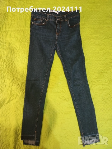 Продавам дамски дънки 