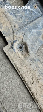 Дясна кора под купето за Фолксваген голф 5 , снимка 2 - Части - 49703411