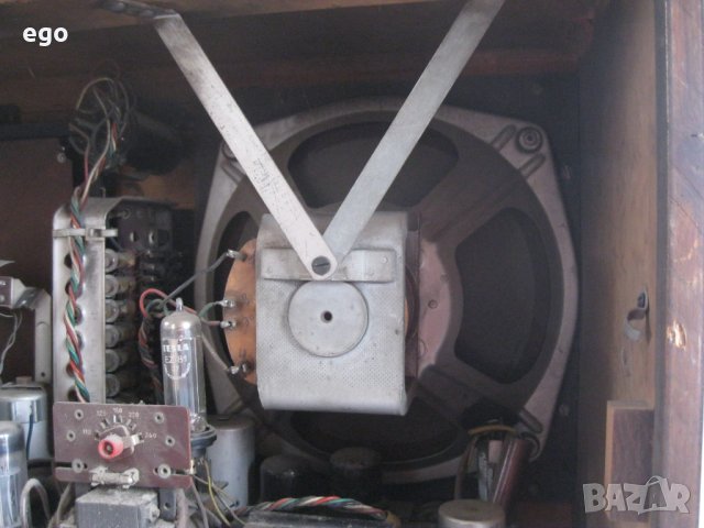 Огромен Блаупункт, снимка 6 - Антикварни и старинни предмети - 40901811