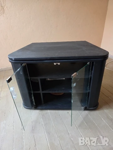 тв барче с въртяща основа, снимка 2 - Шкафове - 50929134