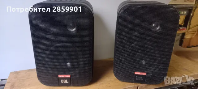 Продавам мониторни колони JBL