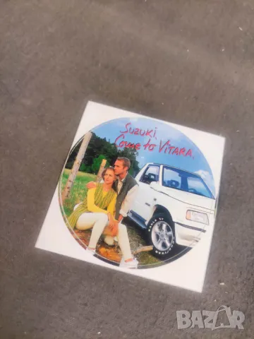 Стикер Suzuki Vitara