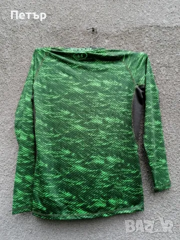 Продавам чисто нова зелена бързосъхнеща тениска с дълъг ръкав Under Armour , снимка 5 - Тениски - 48236331