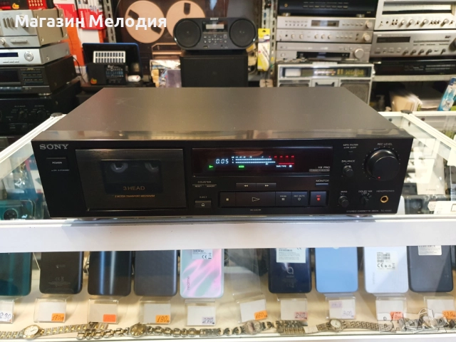 Касетен дек SONY TC-K490 В перфектно техническо и много добро визуално състояние. Има козметични заб, снимка 2 - Декове - 44413596
