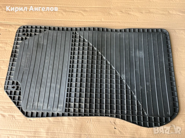 Оригинални гумени стелки за BMW E46 (седан и комби), снимка 11 - Аксесоари и консумативи - 50589815