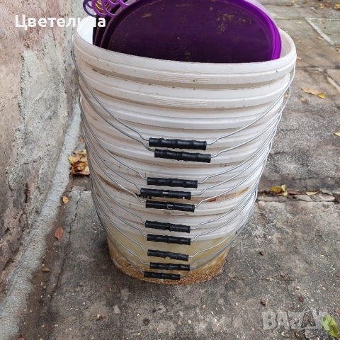 Пластмасови кофи 20 кг.