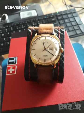 швейцарски часовник ряадък модел от старите , снимка 1 - Мъжки - 44527086