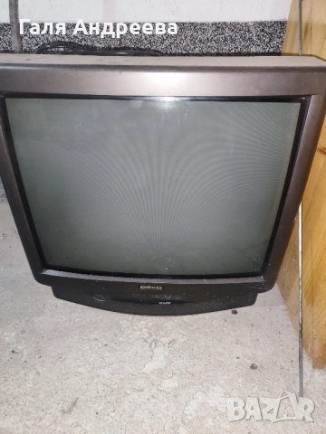 телевизор стар работещ