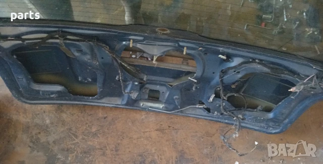 Заден Капак Ауди А4 Б6 Комби, снимка 7 - Части - 50693114