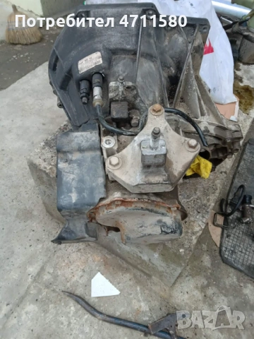 Петстепенна скоростна кутия за Форд Фиеста 1.6 tdci 90к.с 2005г, снимка 2 - Части - 53738821