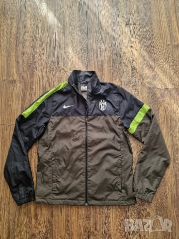 Страхотно мъжко яке горнище NIKE JUVENTUS размер S 