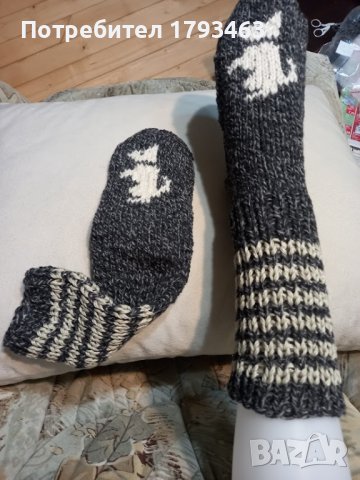 Ръчно плетени чорапи с картинка куче размер 39, снимка 1