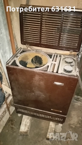 Нафтова печка 