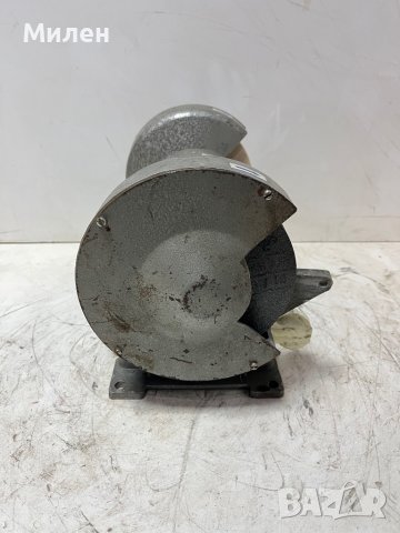 Български монофазен шмиргел Елпром Тетевен 400W, снимка 4 - Други машини и части - 34058076