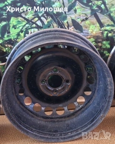 Джанта за Дачия Сандеро Петнайска, снимка 2 - Гуми и джанти - 53163483