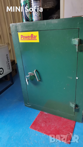 Супер ЗДРАВА КАСА / СЕЙФ / размер 72 х 52 х 40 см, снимка 3 - Сейфове и каси - 36223637