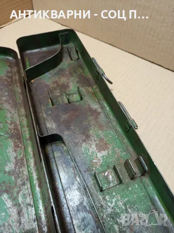 Соц Стара Метална Кутия Куфар За Инструменти., снимка 9 - Антикварни и старинни предмети - 49624858