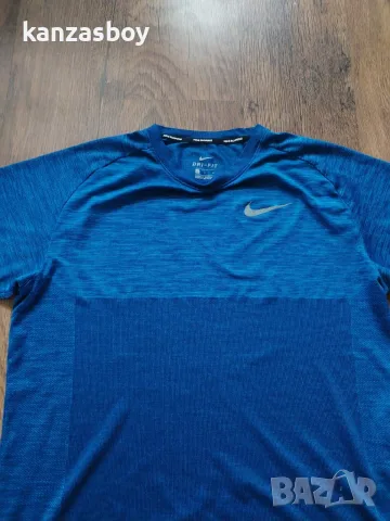 nike dri fit - страхотна мъжка тениска L ОТЛИЧНА, снимка 4 - Тениски - 55830016