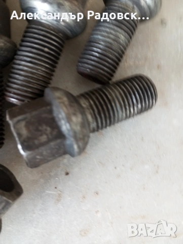 Болтове за джанти за 2016 Мерцедес Бенц Е 350